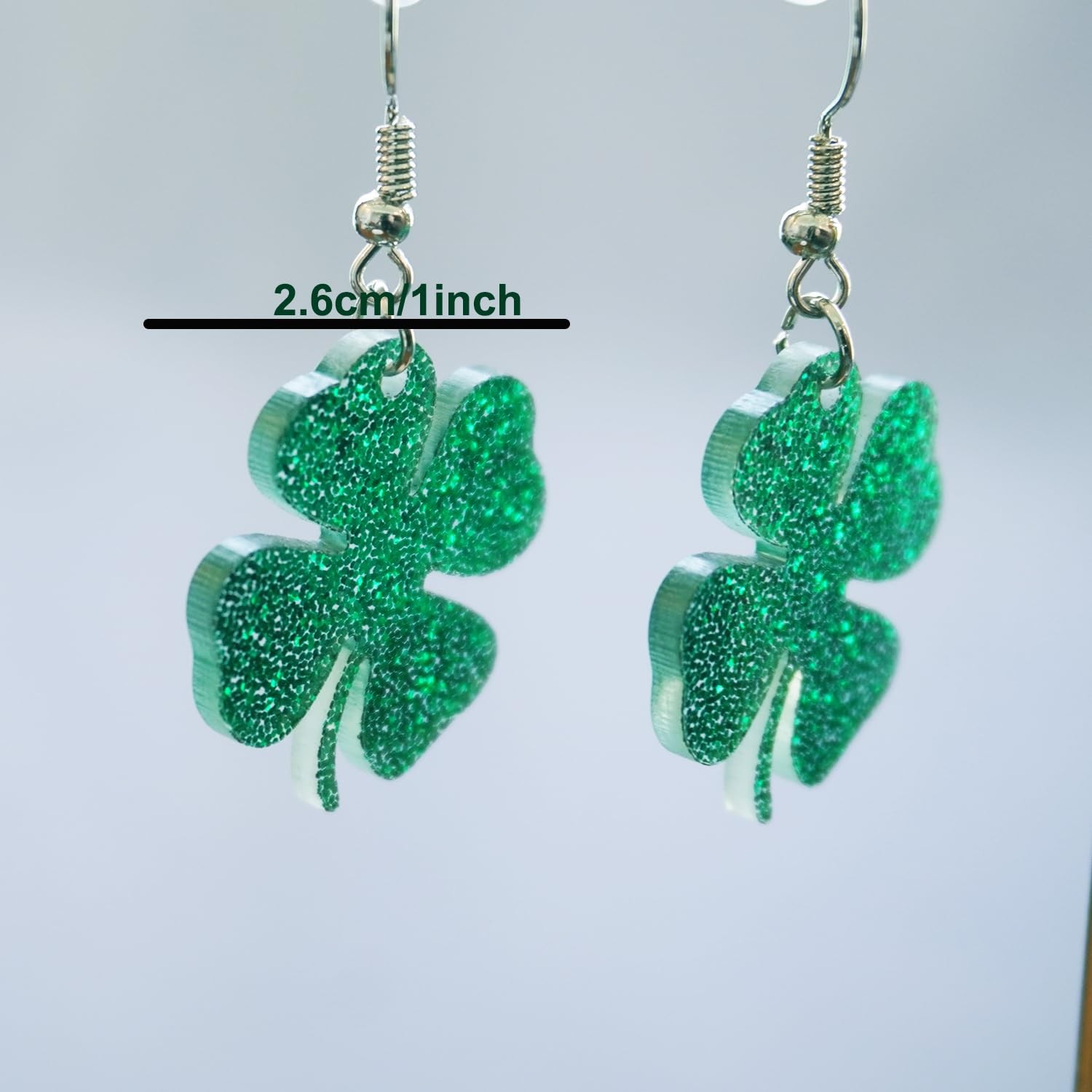Women Adult St Patricks Day Earrings, Green Shamrock Dangle Earrings St. Pa – 01