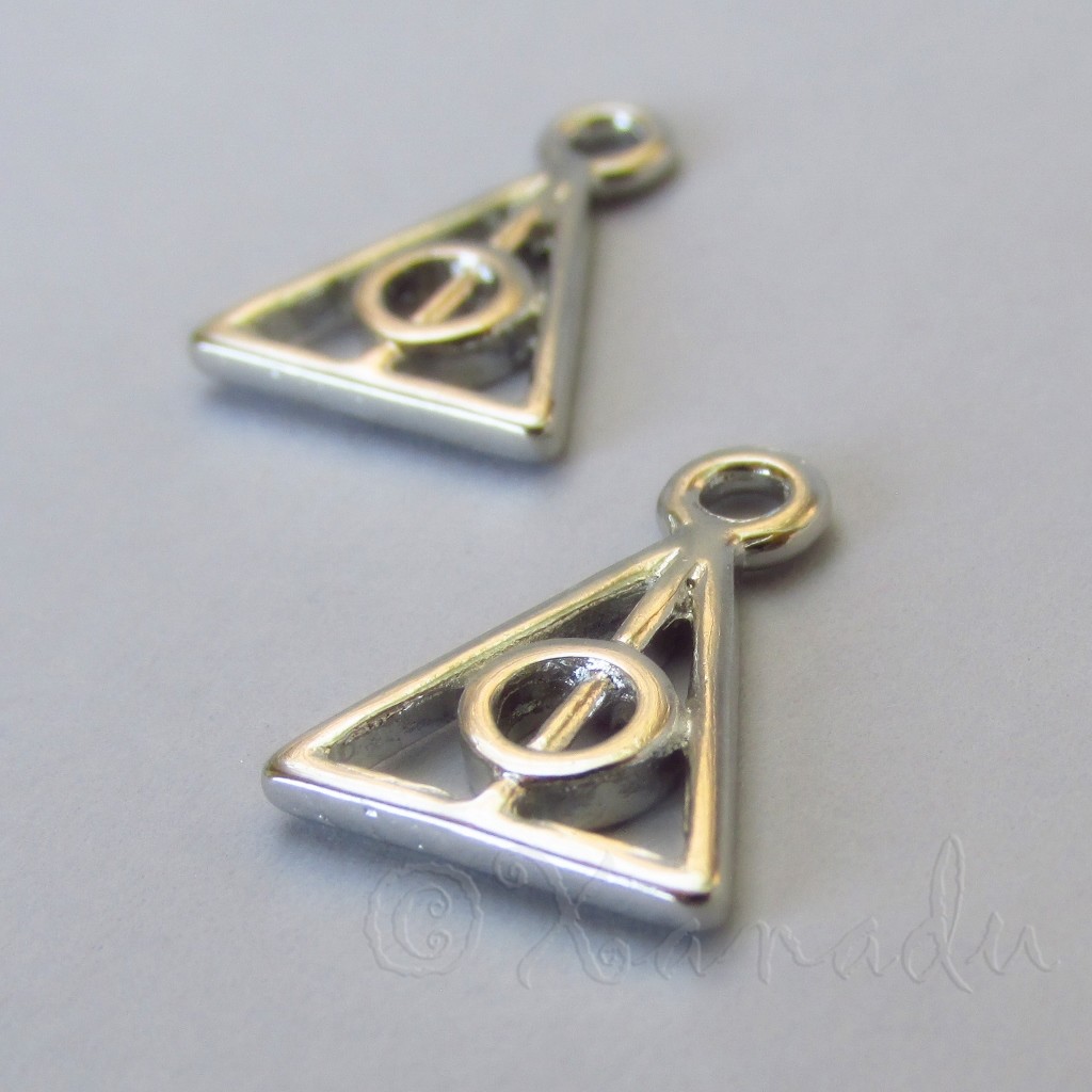 Deathly Hallows 16mm Silver Plated Harry Potter Charms C2596 – 10, 20 Or 50PCs