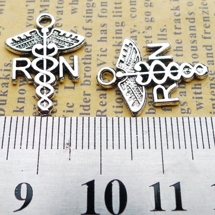 40PCS Antique Silver Tone Metal 2 Sided RN Nurse Hospital Charm Pendant JHS476