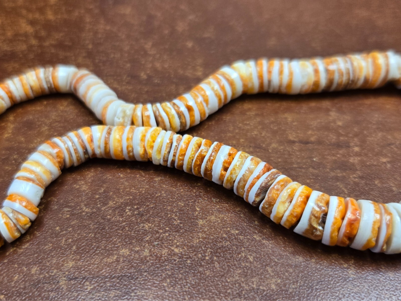 NATURAL ORANGE SPINY OYSTER RONDELLE DISC CHARM 6-15MM