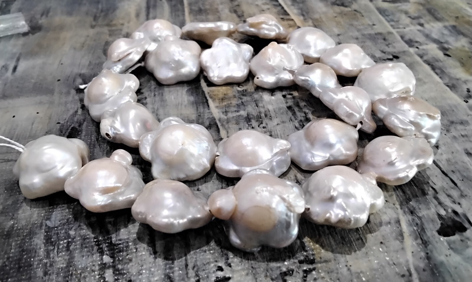 Nat Keshi Pearl, Flower Shape, 14-19×15-17×7-8mm, Approx 24 Pce, Free Post OZ