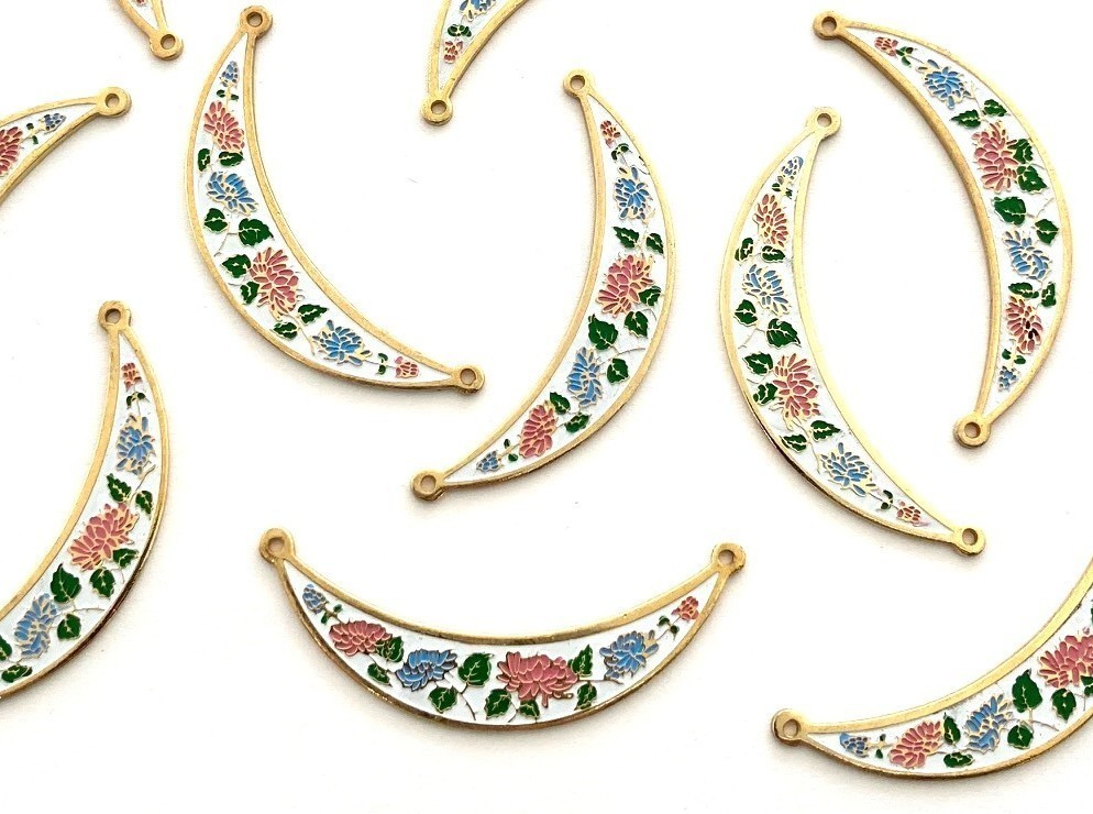 12 Vintage Pink & Blue Flowers White Crescent 2-Loop Connector Pendants 5349P