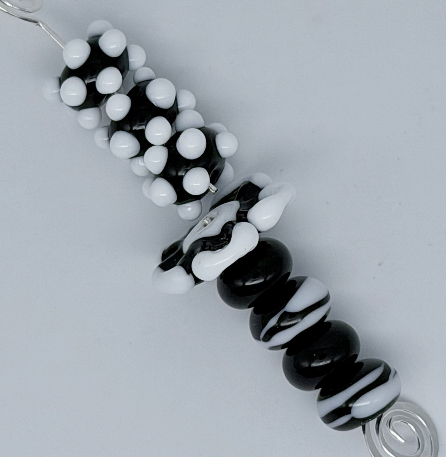 Lot Of 8 Handmade Artisan Lampwork Beads Black & White Disc Flower & Round