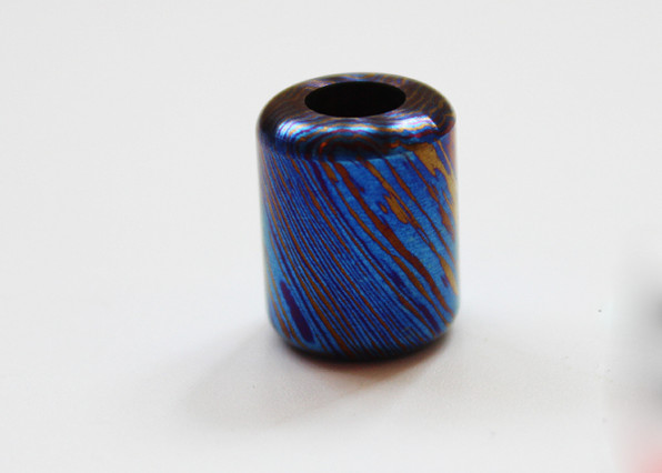 New Titanium Damascus Necklace Bracelet Pendant Beads Lanyard Paracord Beads