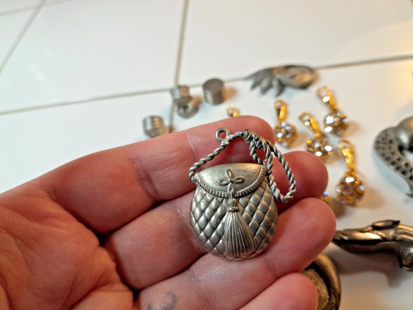Vintage Metal bits for Jewelry Mixed Media LOT Golf Oyster Purse Charm Pendant