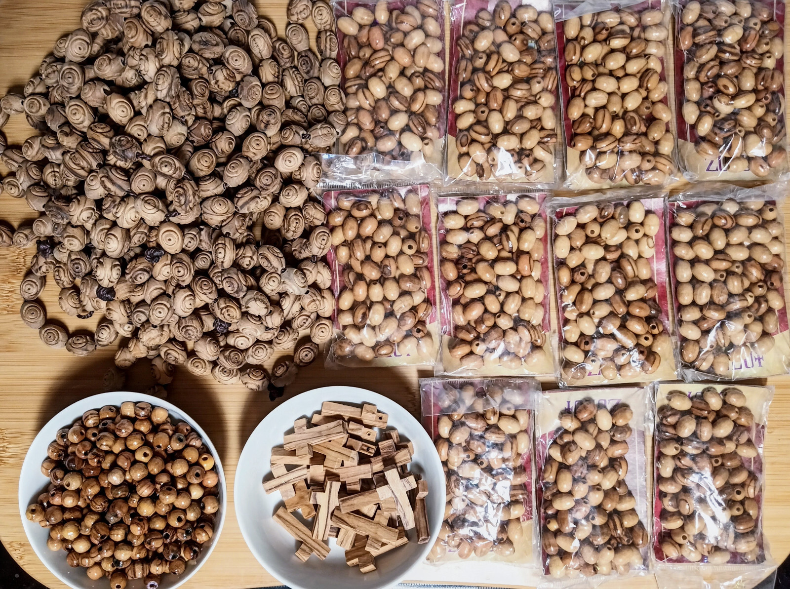 Lot of Olive Wood Beads – round, oval, cross, carved – 8-16mm