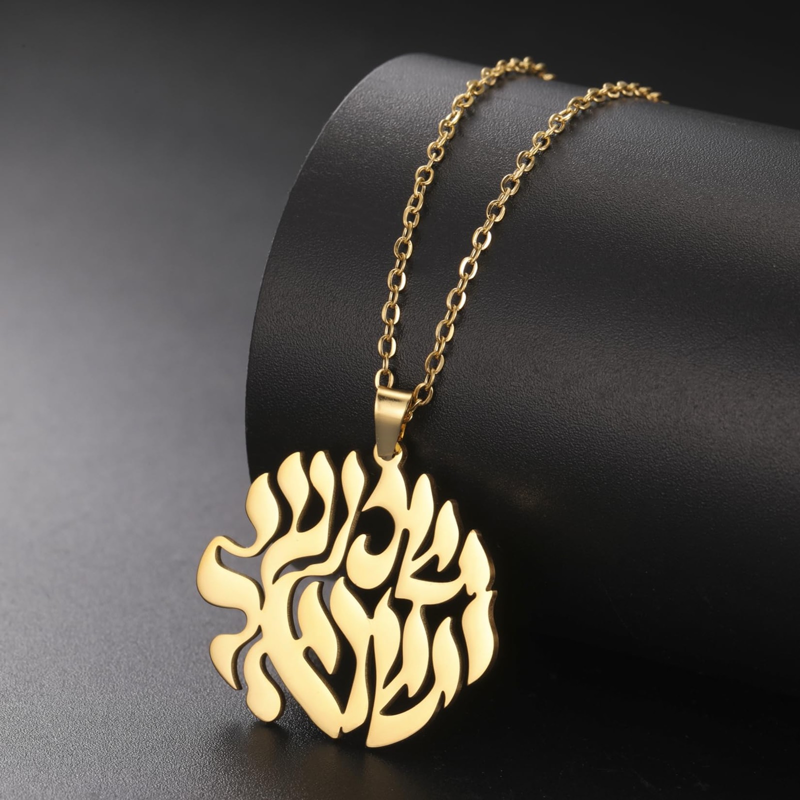Shema Israel Necklace for Women Jewish Kabbalah Pendant Hebrew Prayer Sh’ma Shem