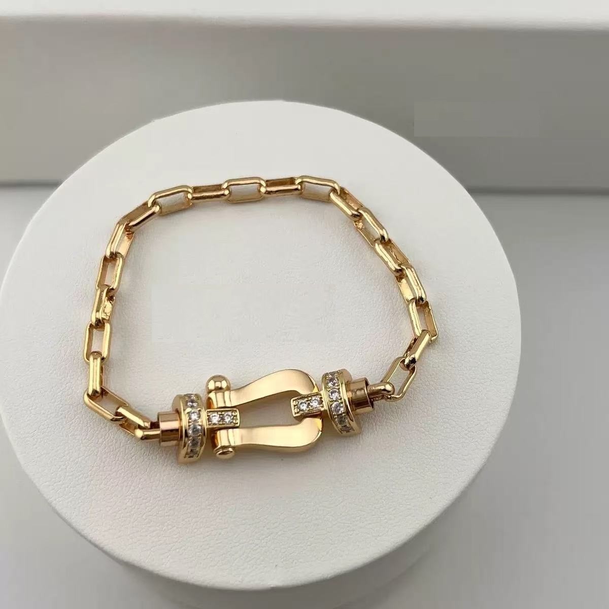 1 item bracelet Rose Gold Plated Size:17cm
