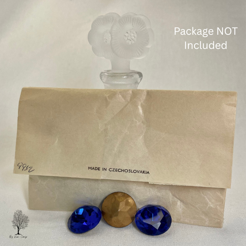Vintage Czech 20mm Sapphire glass rhinestones in original TTC packaging. Beautif