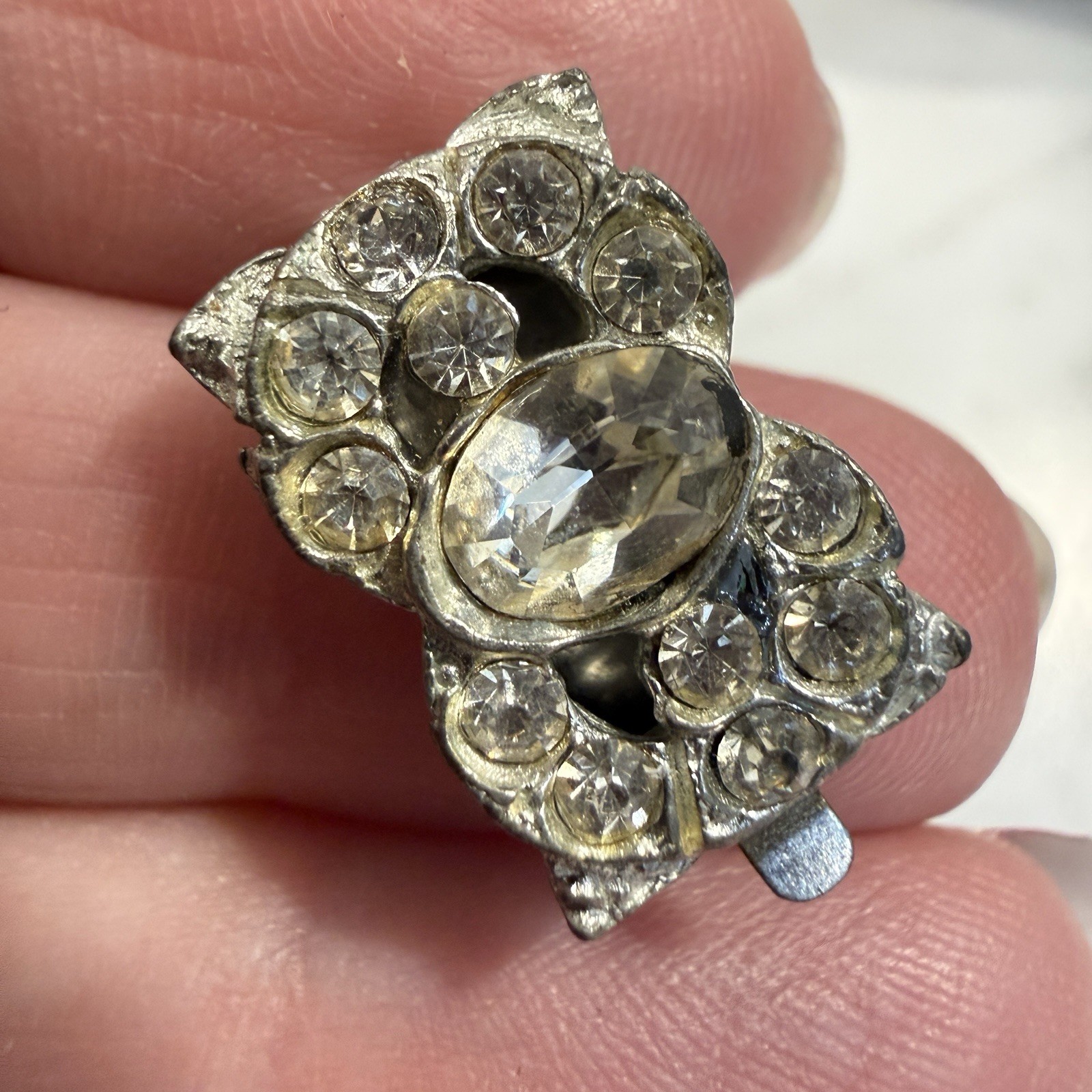 Art Deco Pot Metal Rhinestone Box Clasp Push Clasp Jewelry Finding Necklace