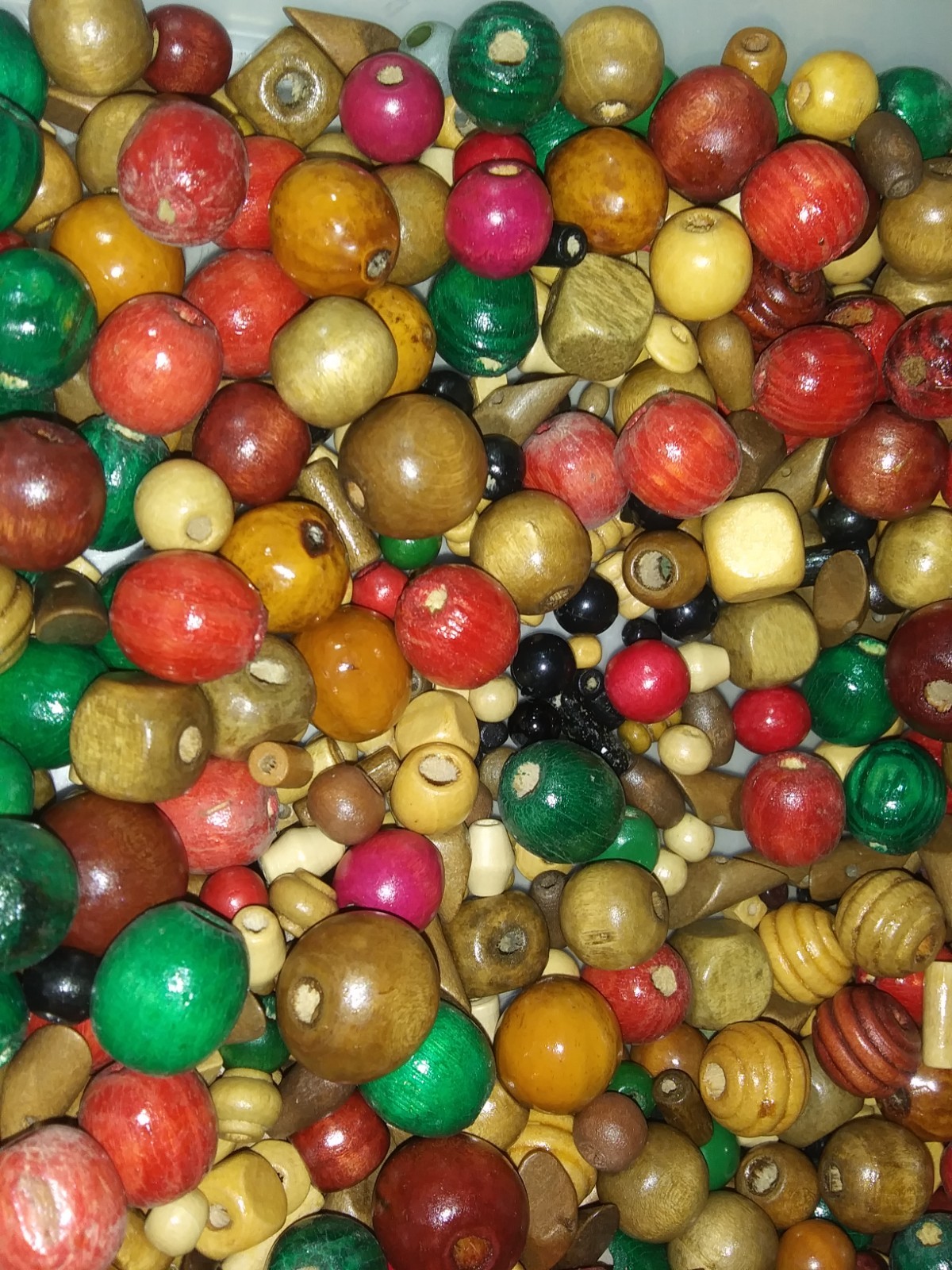 100’s of Wooden Beads Jewelry Making Craft DIY Macrame Bead Supplies 29 ounces