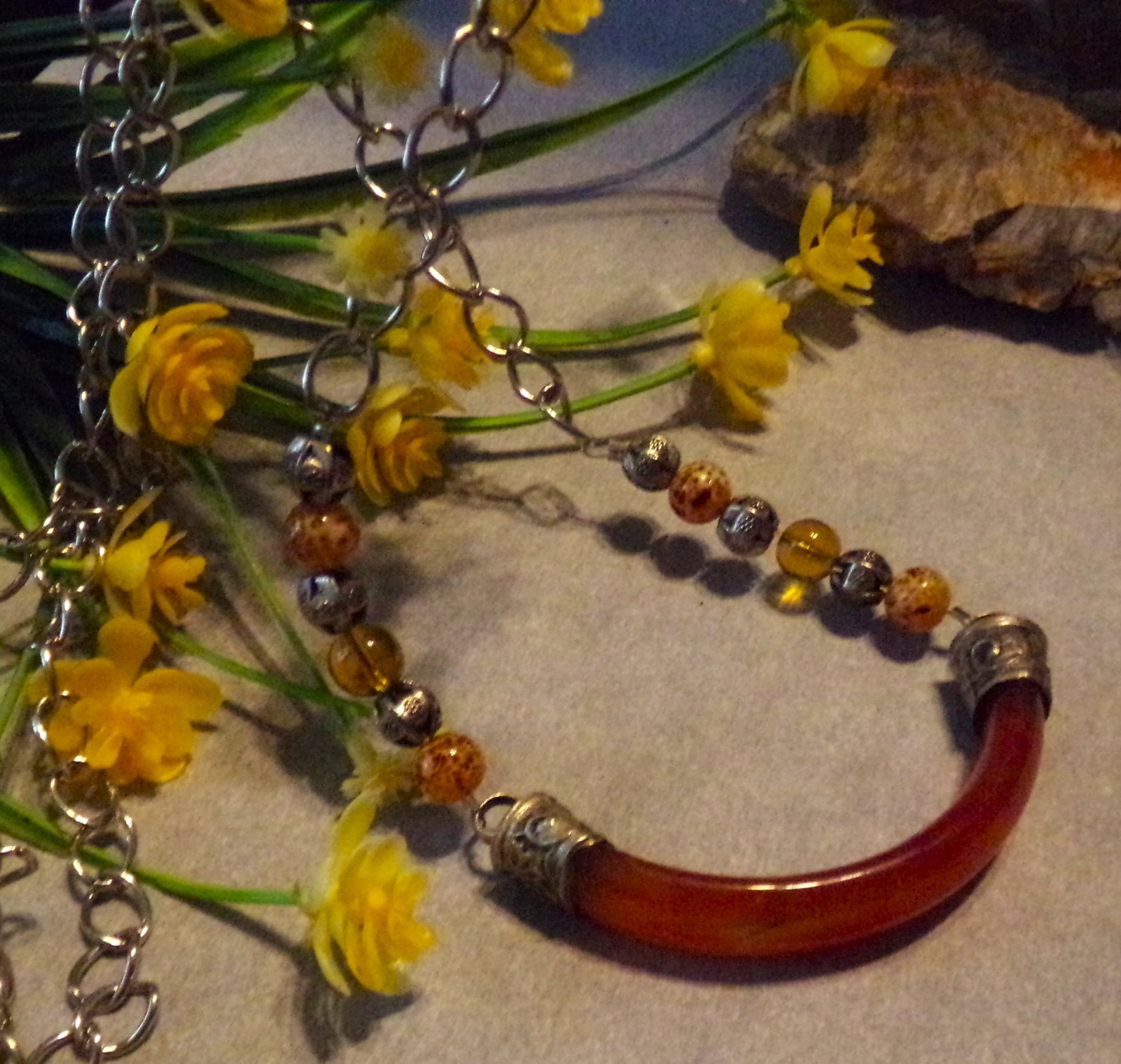 Tibetan U-shape stone with silvery findings & red/cream beads 34″ free gift