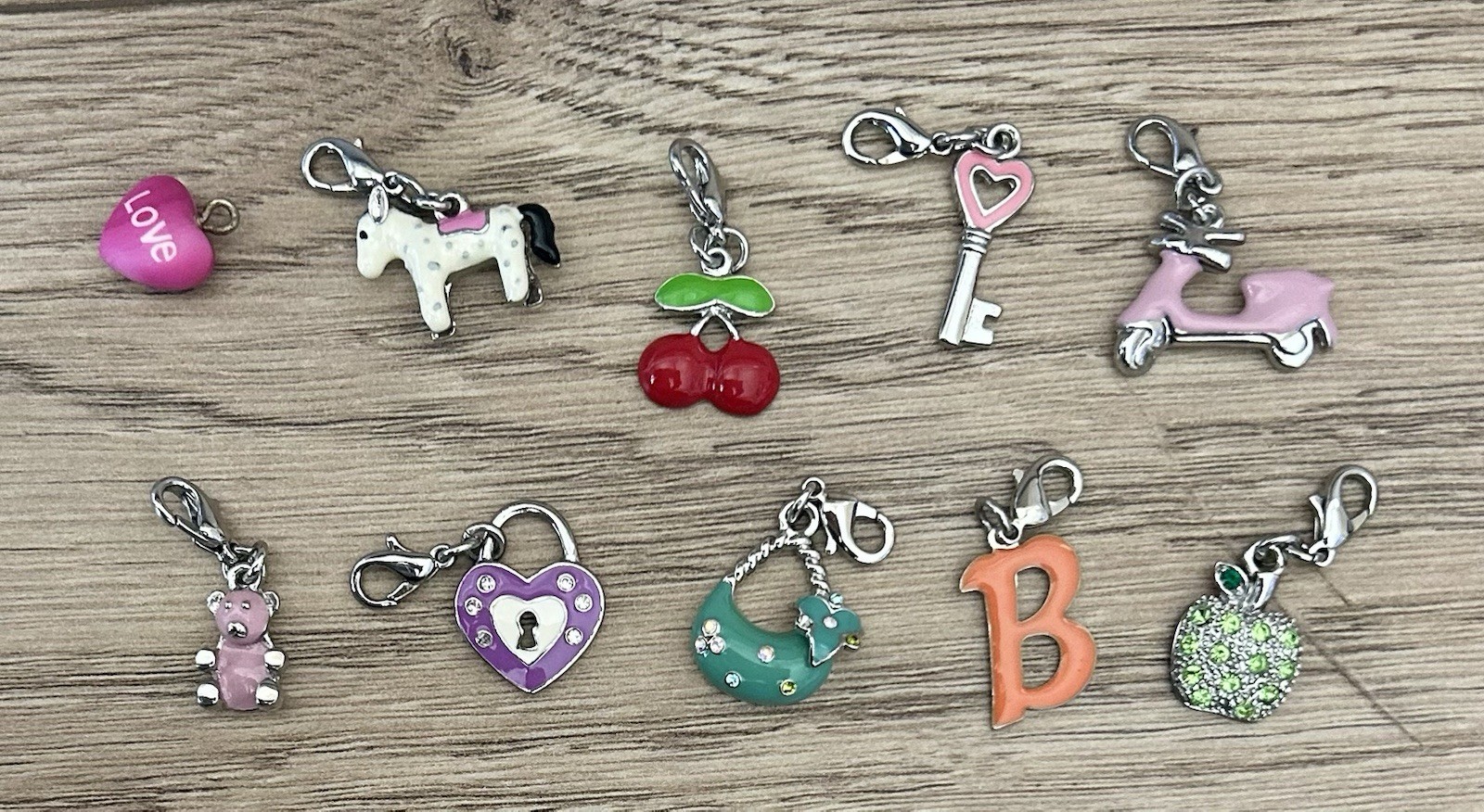 Mixed Lot of Vintage/Modern Enamel & Metal Charm Pendants
