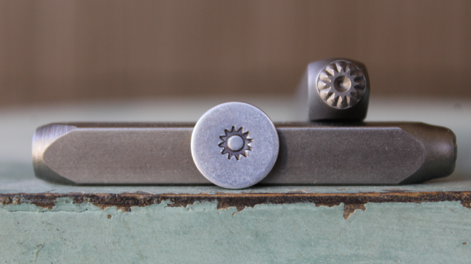 SUPPLY GUY 5mm Sun with Dark Rays Metal Punch Design Stamp SGCH-435