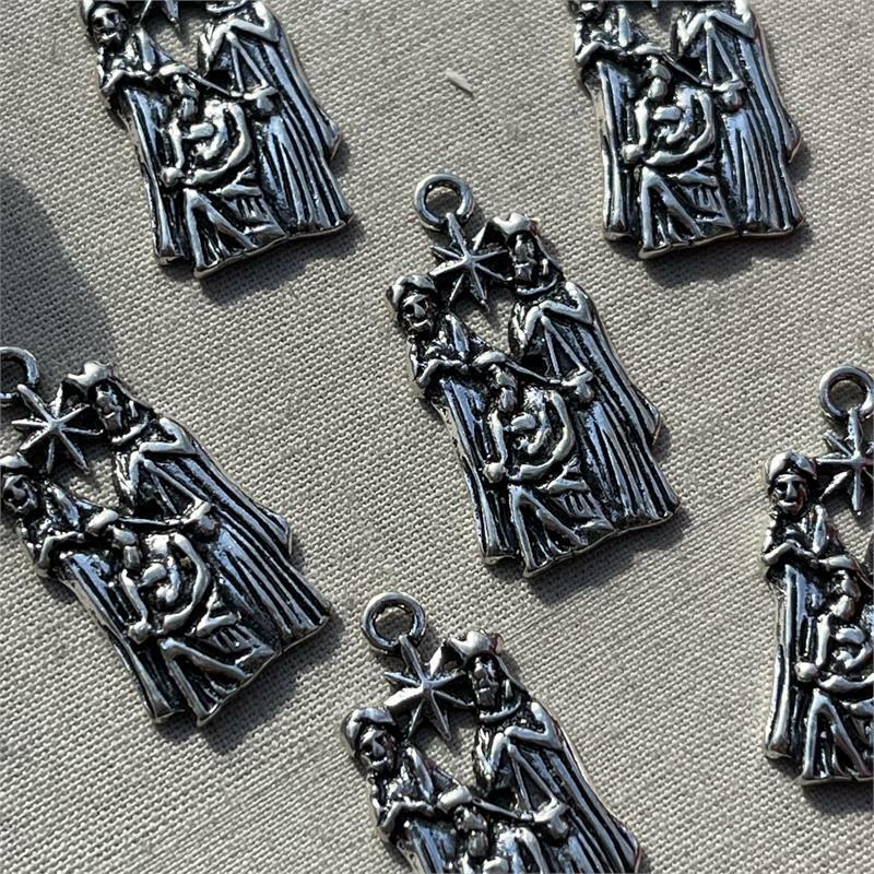 3 Wise Men Nativity Christmas Charms 25x12mm Silver Plated Alloy Q6 Per Pkg
