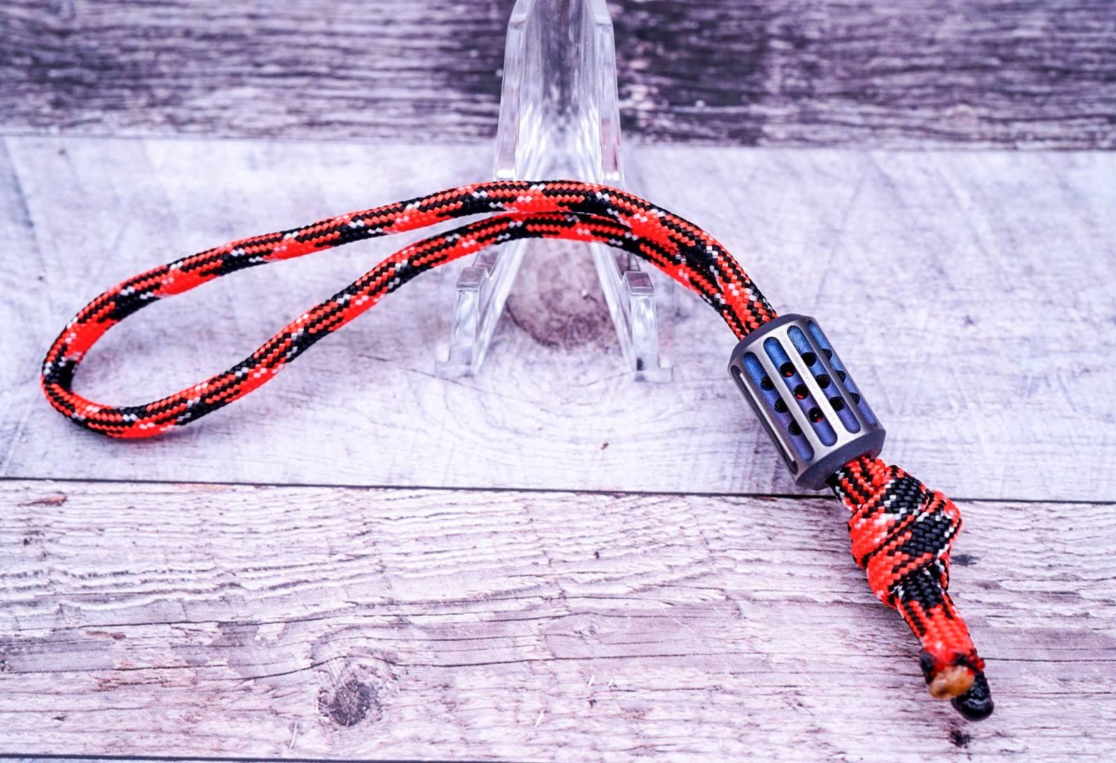 Berlin Ti Works Bead Bomb “V2” – Lanyard Bead, “Red Trit”, 2-tone Ano Titanium