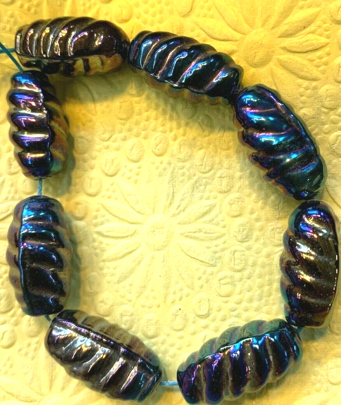 Oil slick beads black lustre glass beads 20mm long 10pcs
