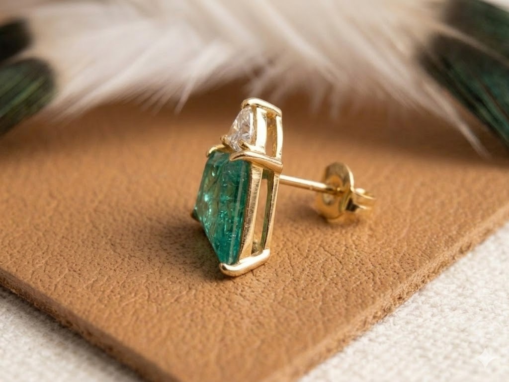 Kite Cut Emerald & Moissanite Earring For women in 925 sterling Silver Jewelry