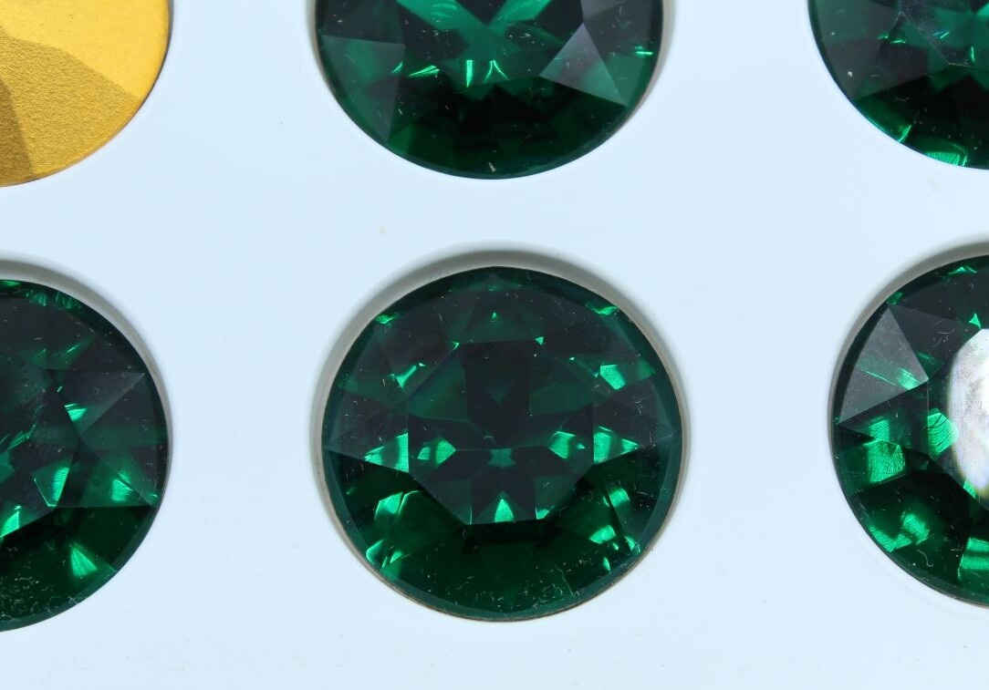 Swarovski 1201 – Fancy Round Stones – 27mm – 1 piece per pack – Vintage