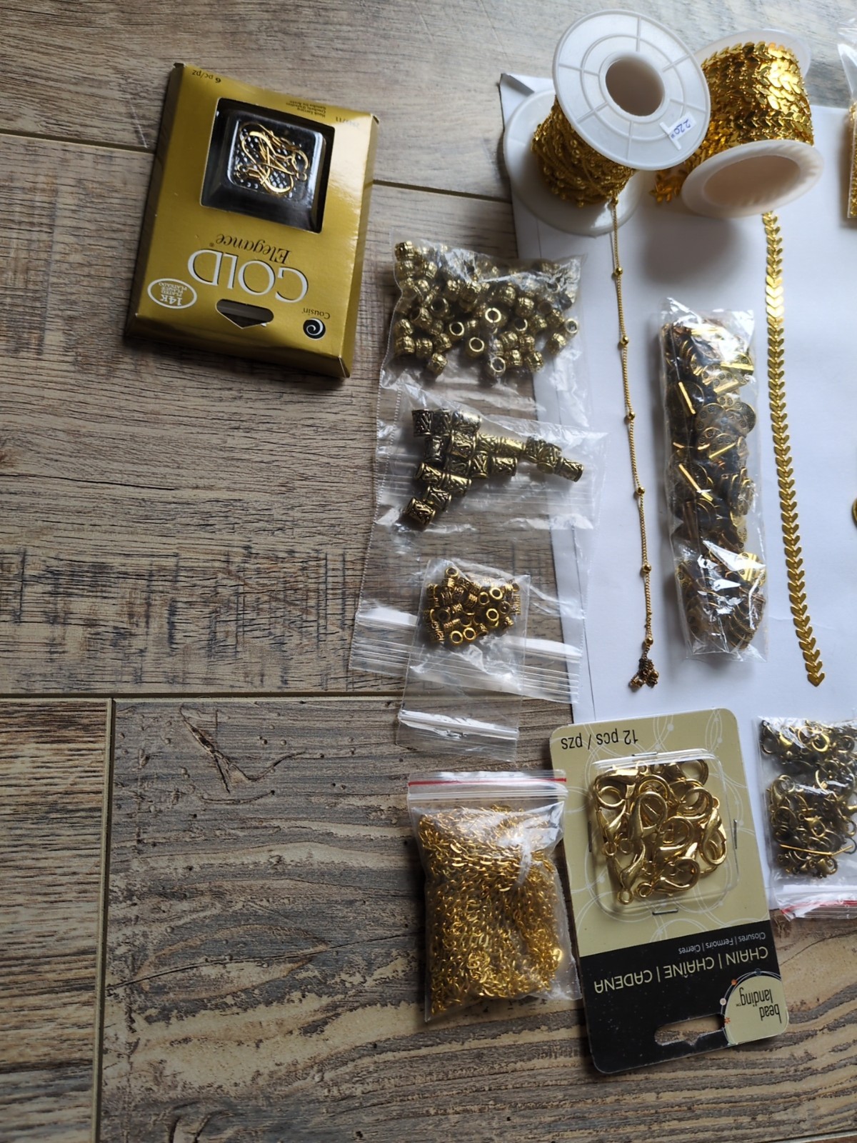 Huge Lot Jewelry Findings Gold Tone over 200pcs