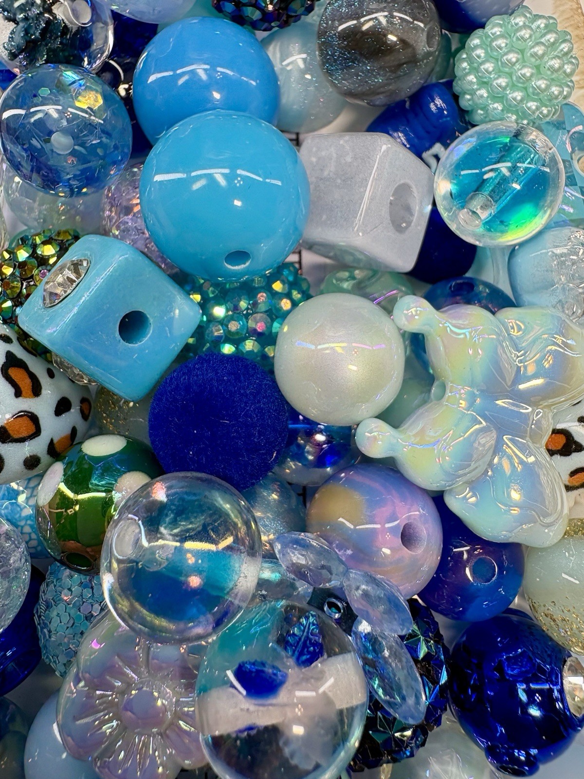 100 Beads/400ML Blue Mix Style 1 Beads For Beadable Pens ✨Keychains✨