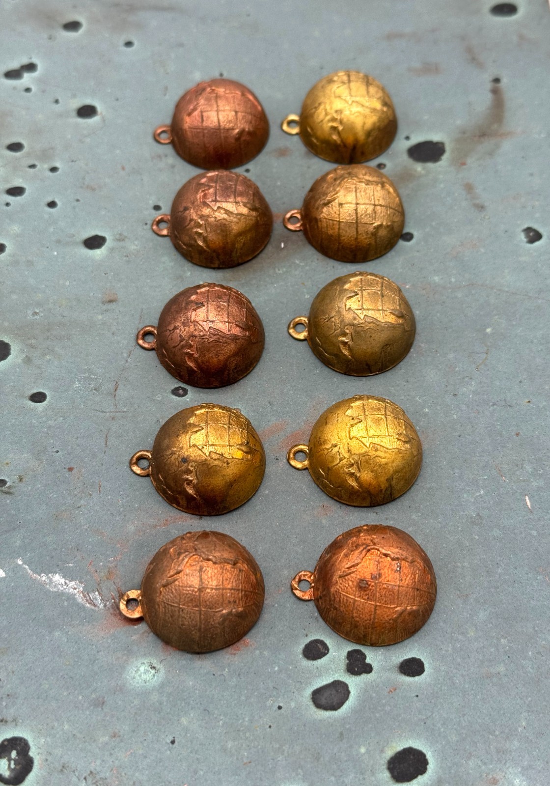 Lot of 10 Vintage Brass Earth Globe Charms – Planet World One-Sided (29mm)