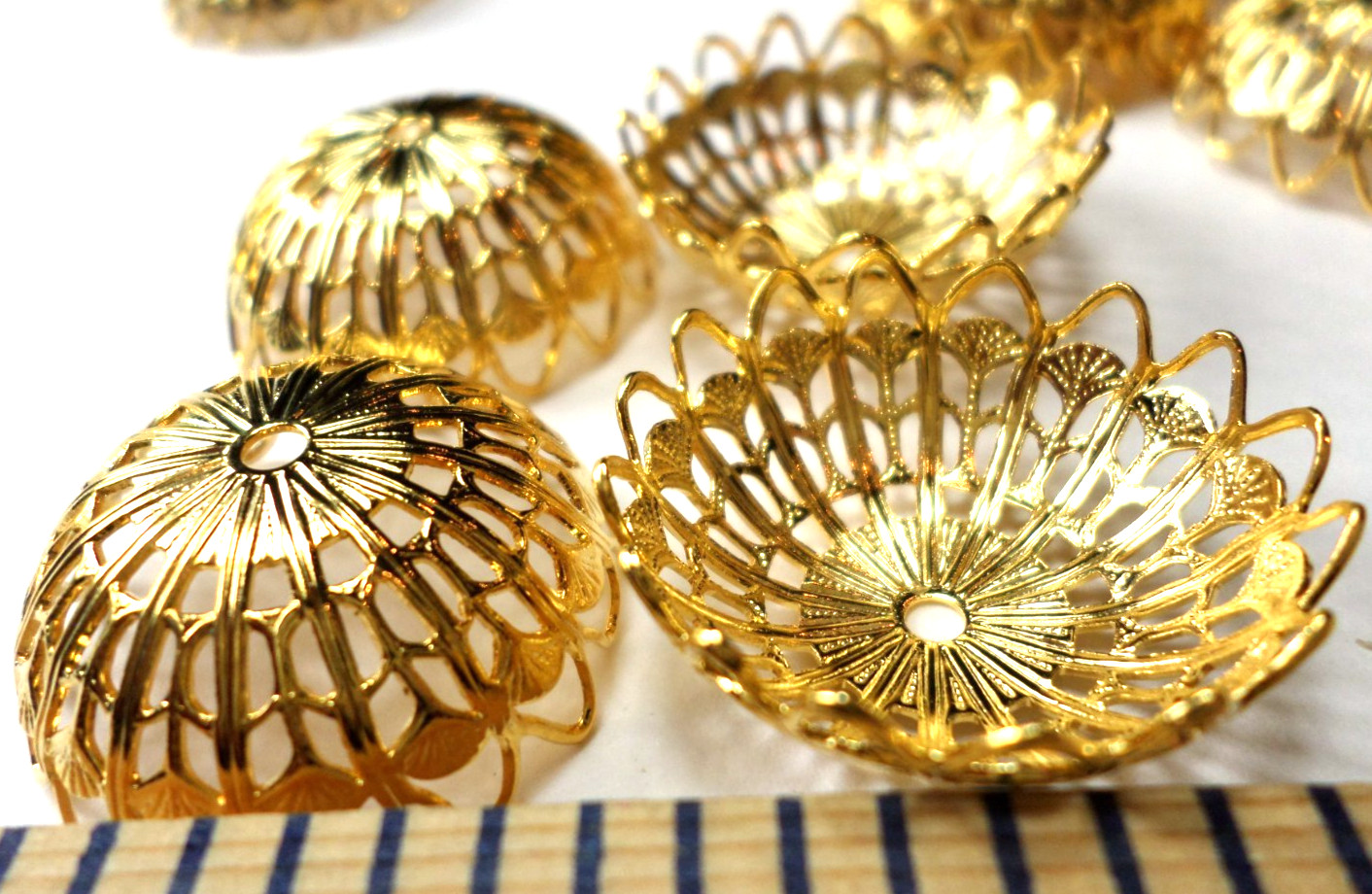 15 Vintage Shiny Gold Art Deco Filigree Round Huge Bell Bead Caps 26x10mm