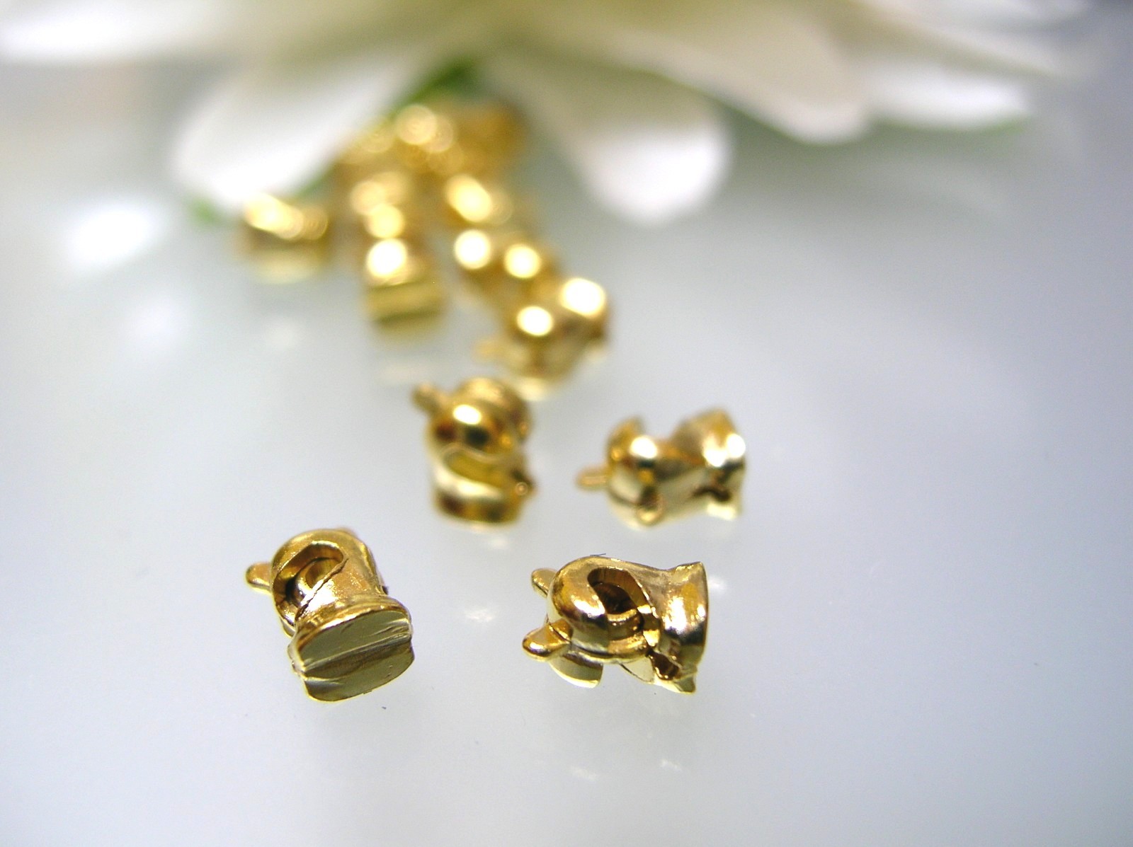 Vintage Top Quality USA made gold plated heavier brooch pin catch findings