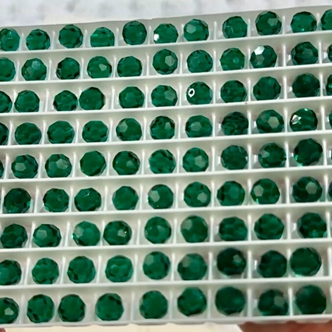 Swarovski Art 5080 Vintage 1/2 Drilled Round Beads Emerald Half Drill 6mm 12pcs