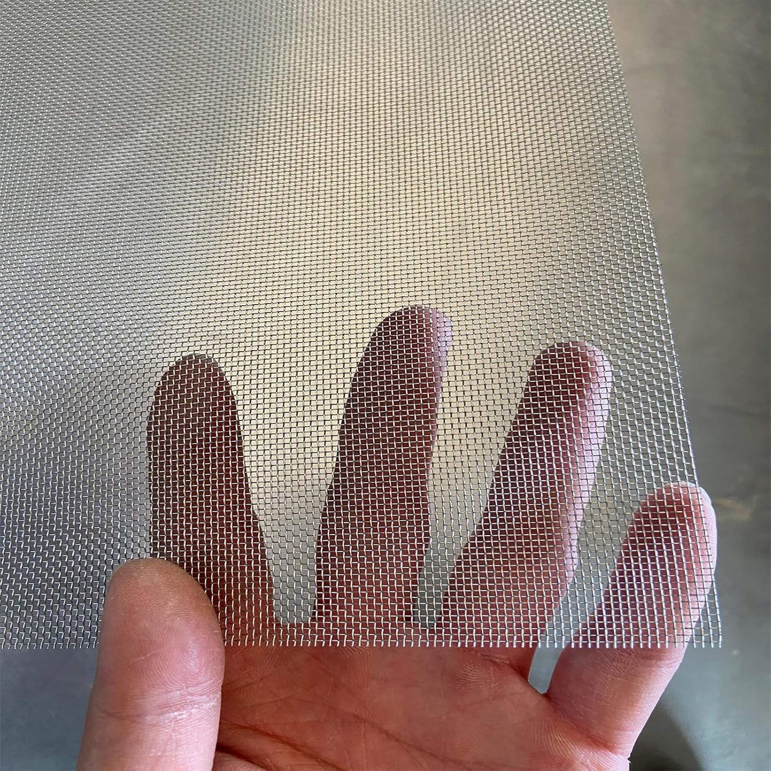 Easy-Cut Stainless Steel Wire Mesh, 15.7 x 59 Inches, Rustproof & Sturdy Design
