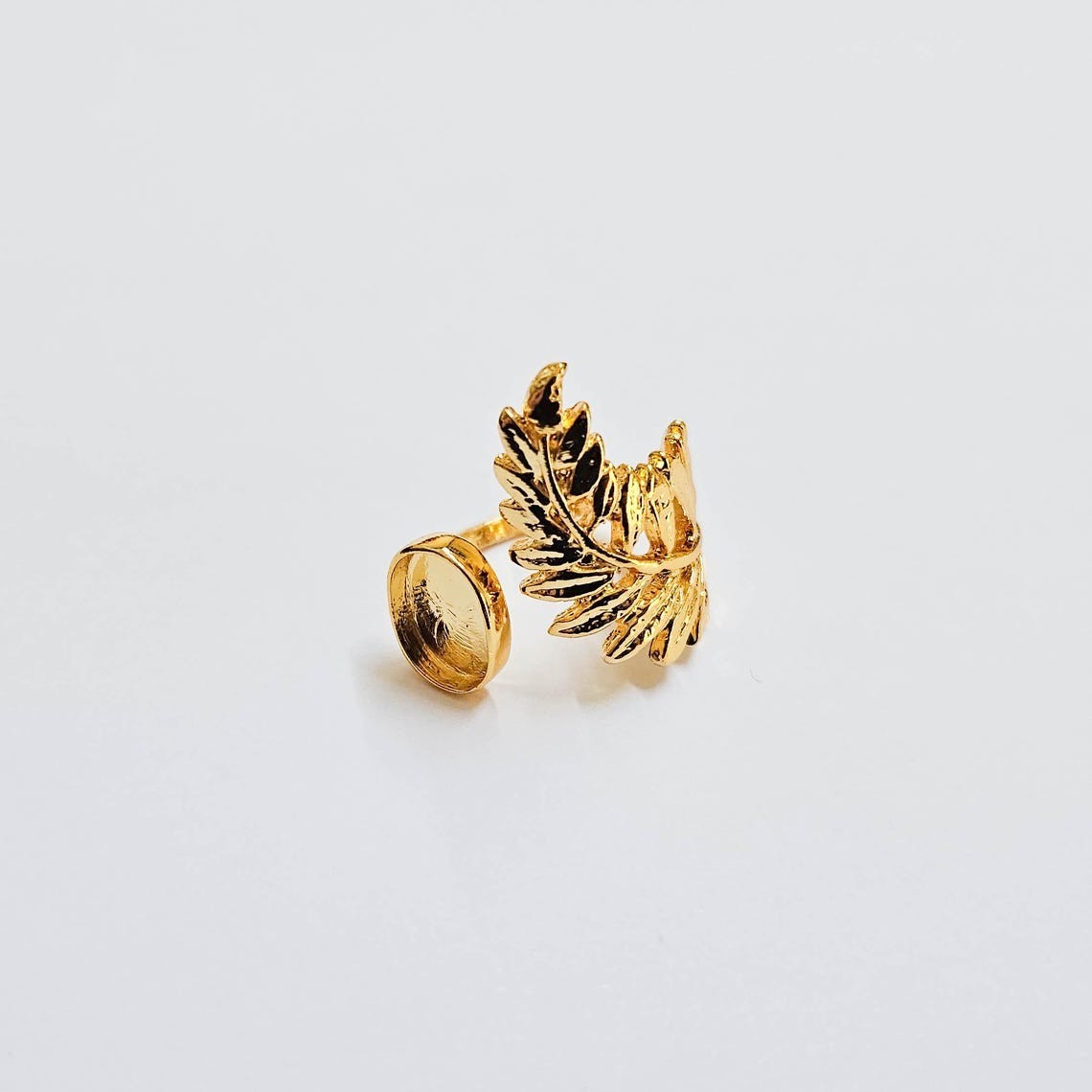 Fern Leaf Ring Blank Bezel Settings Cabochon 24K Shiny Gold Brass 11x9mm G37985