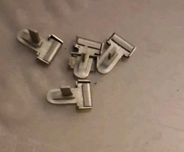 Antique White Metal Snap Safety Lock Catches For Open Box Clasps Bracelets