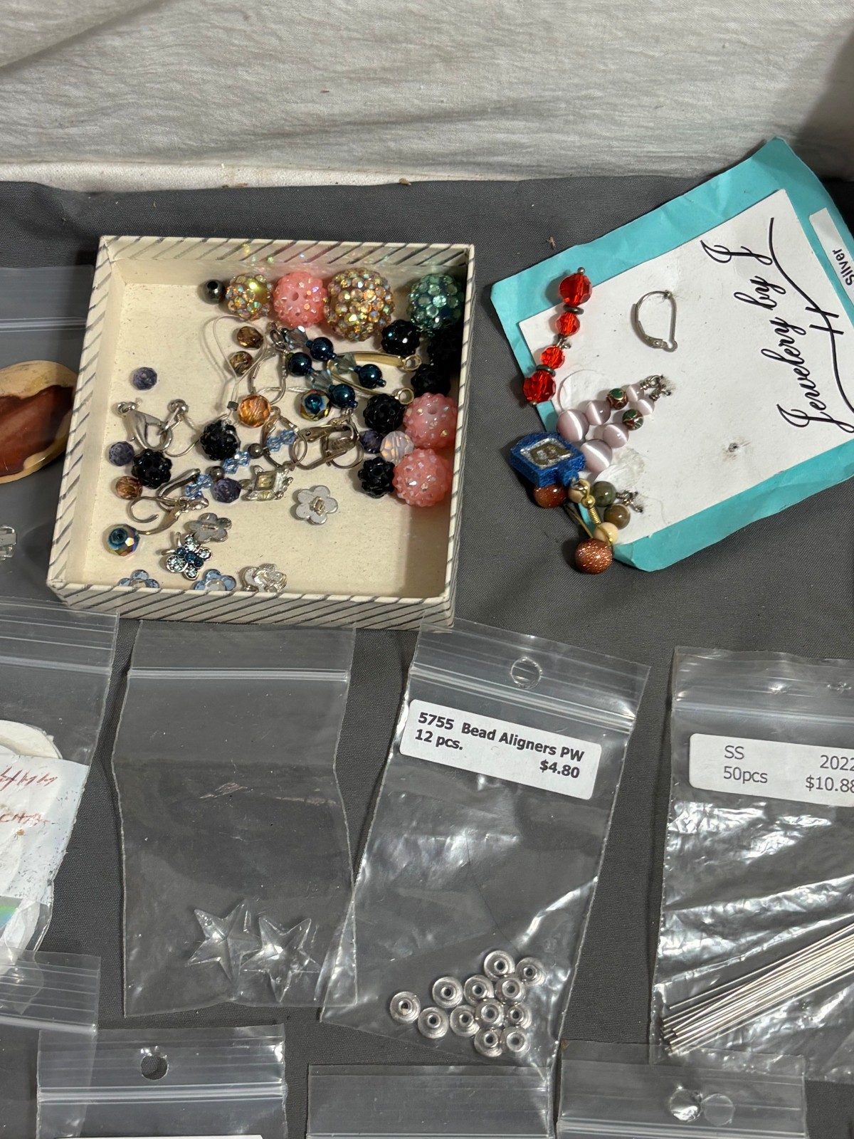 Large lot JEWELRY MAKING CRAFT Supplies BEADS Gems WIRE copper silver Gemstones