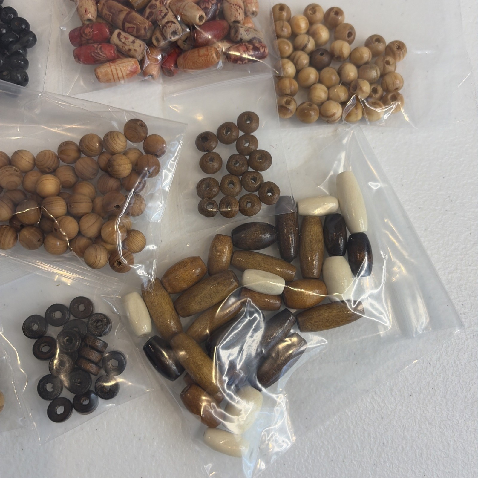 Men’s Jewelry Making Kit w/ Organizer – Stone Wood Beads Charms Paracord Elastic