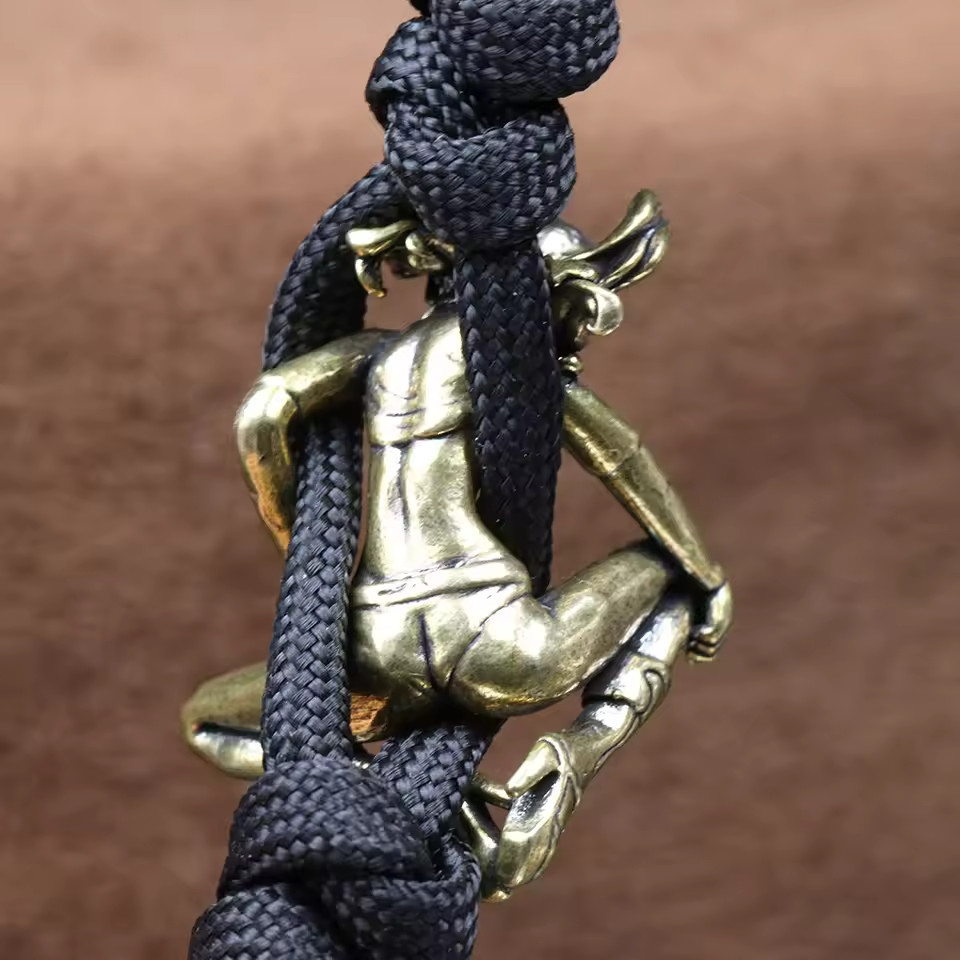 2PCS Vintage Brass Beauty Girl Knife Beads EDC Paracord Lanyard DIY Rope Pendant