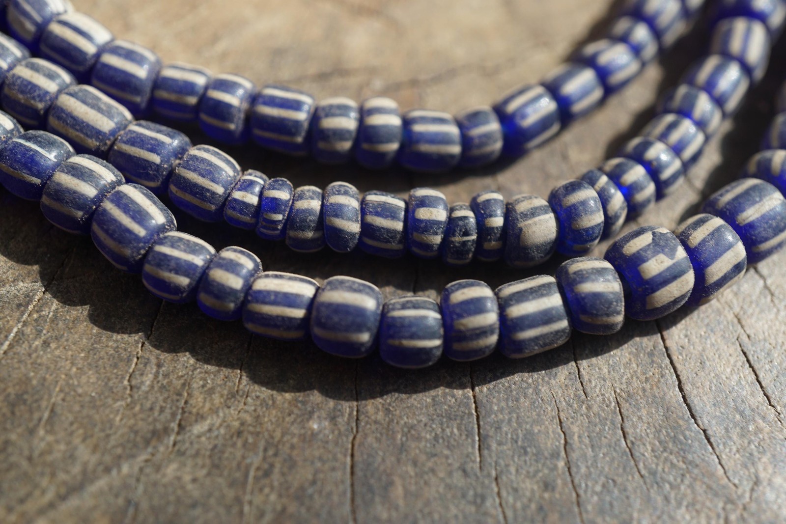 Artisan Made Java Glass Beads: Dark Blue with White Stripes (5-6mm), 2896A378
