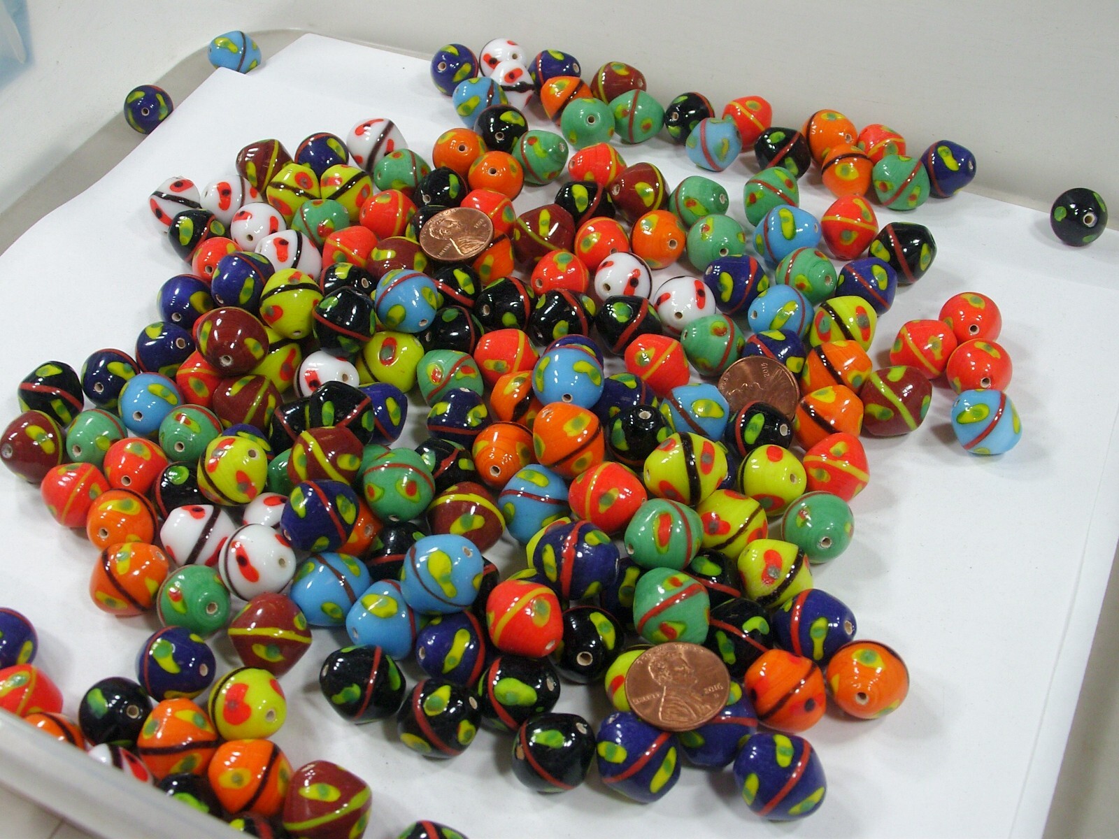 2 Pounds (16mm) India Handmade Multicolor Flower Design Glass Beads (CFT-84) ⭐