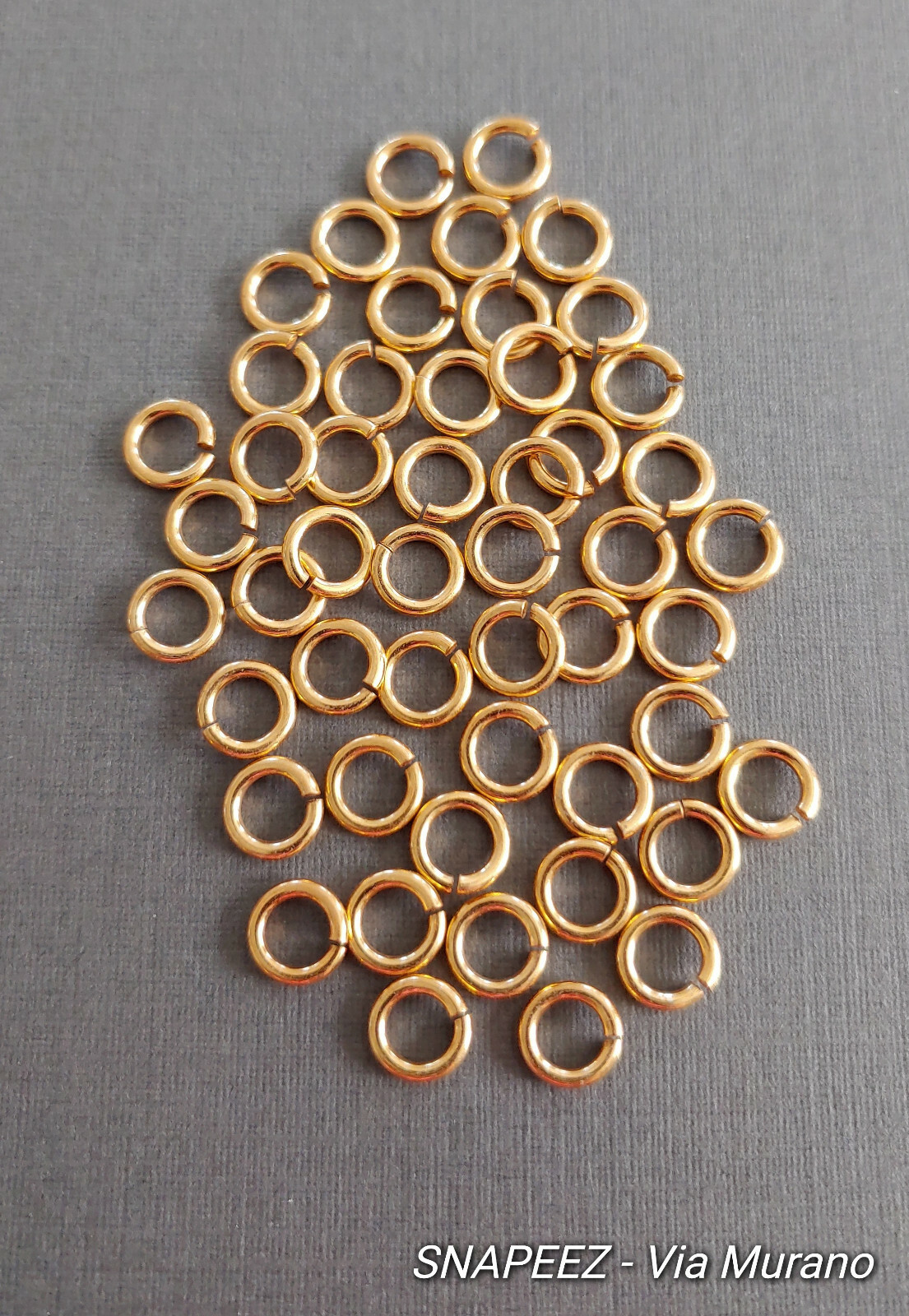SNAPEEZ® II ULTRAPLATE® 24 kt. Antique Russian Gold Jump Ring 7mm. Made in USA.