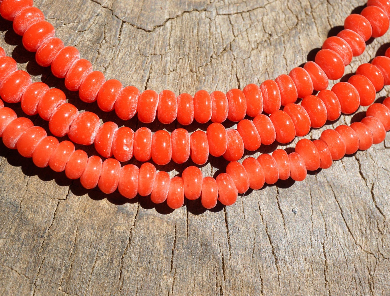 Artisan Made Java Glass Donut Beads (6.5mm) – Poppy Red Strand (2937A367) Donut