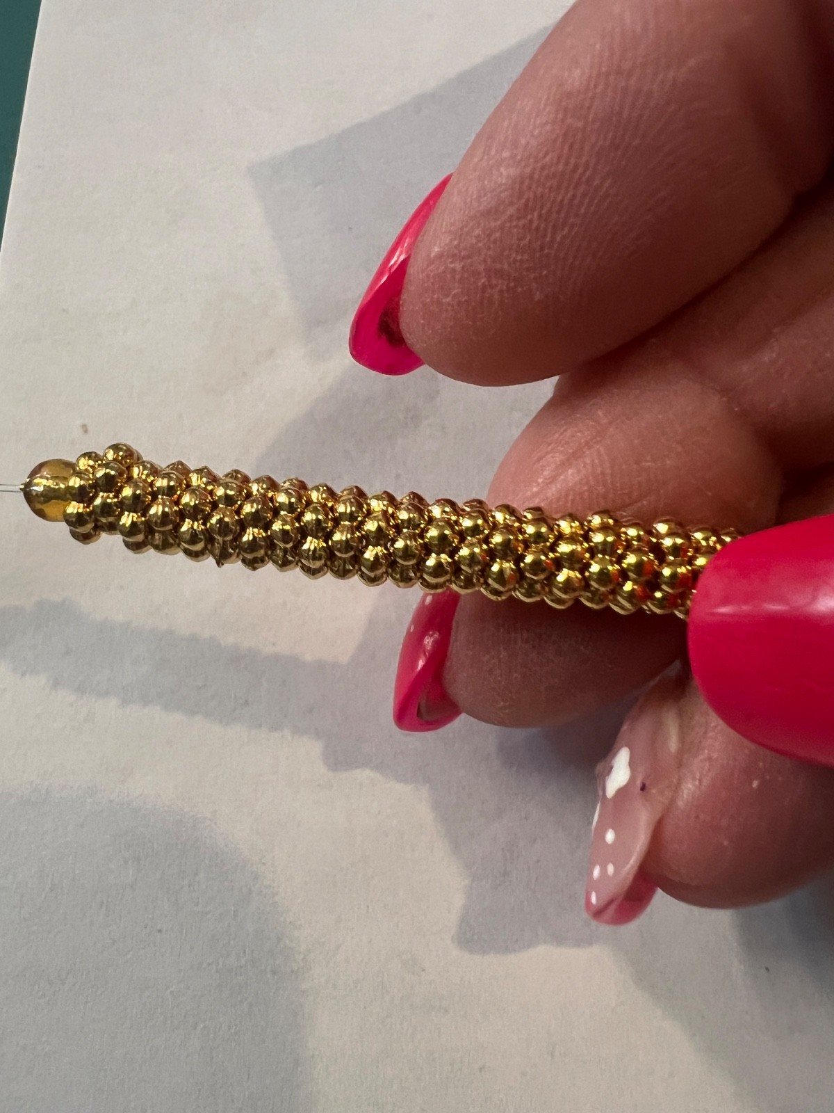 Darice Metal Daisy Beads Gold 6mm, 7″ strand on original card
