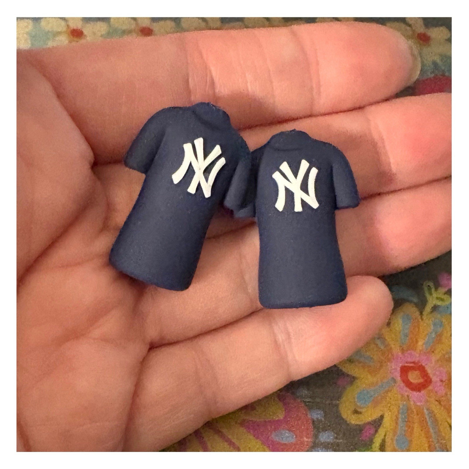 2 Piece NEW YORK YANKEES Baseball Team Silicone Focal Beads DIY Jewelry Pens