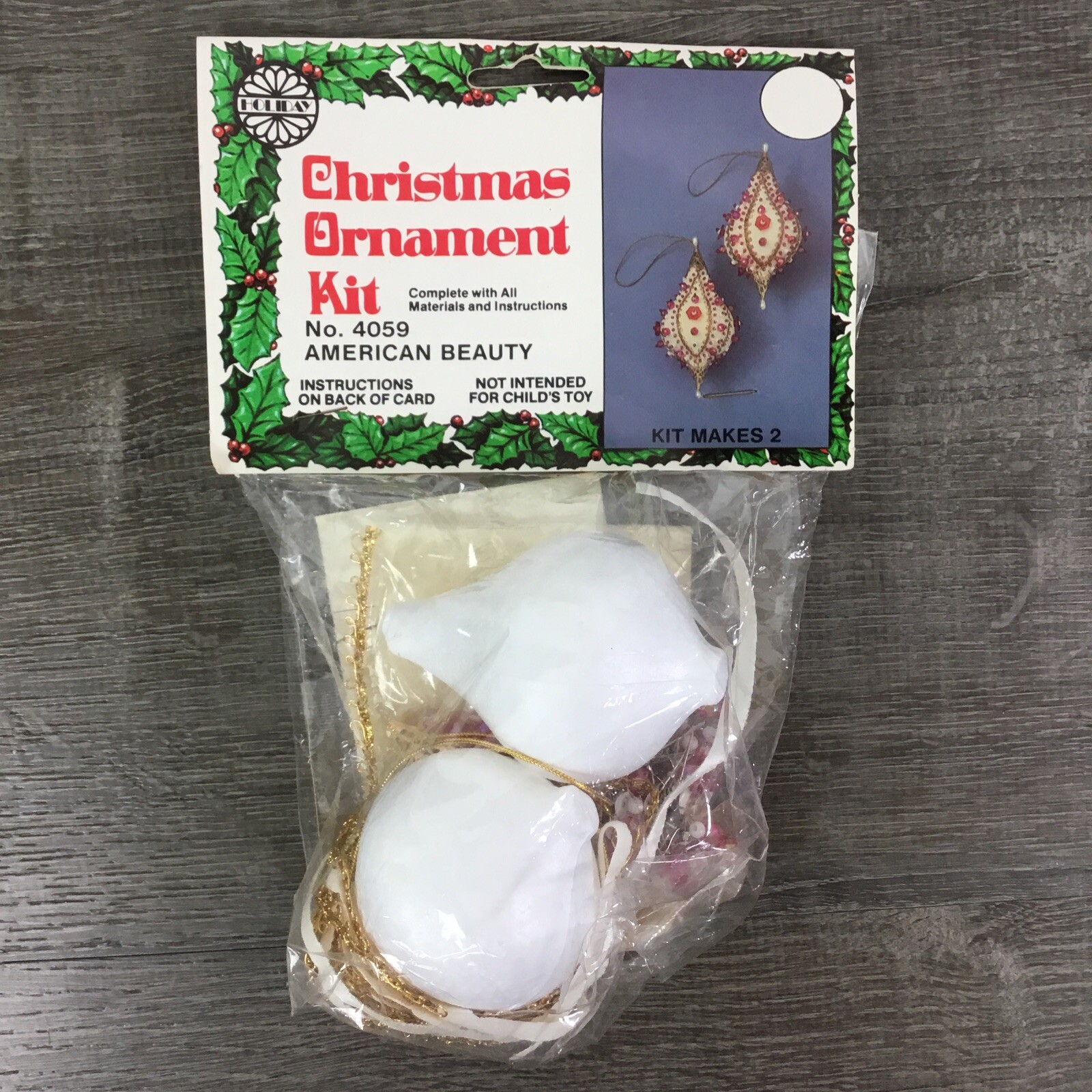 Holiday Industries Christmas Ornament Kit American Beauty Push Pin Pink Gold