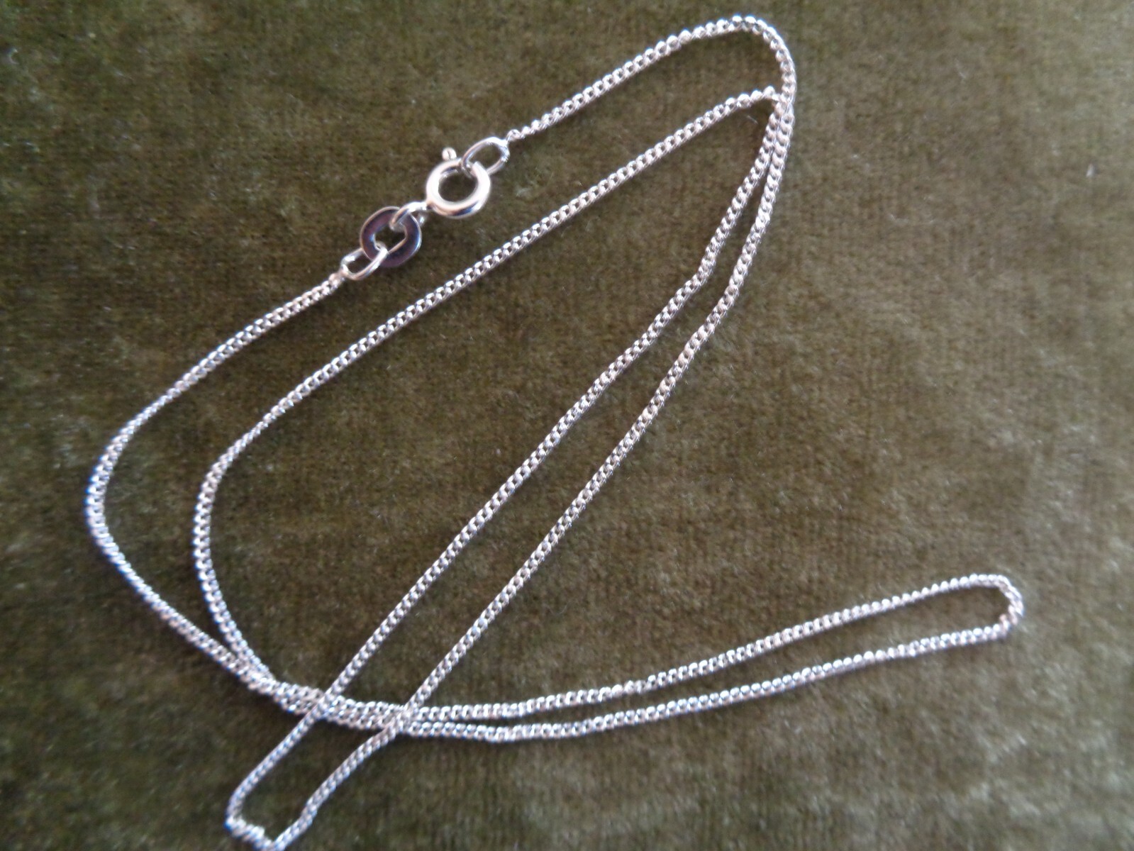 Chain, Gossamer™, sterling silver, 1mm curb, 16, 18 & 20 inches.
