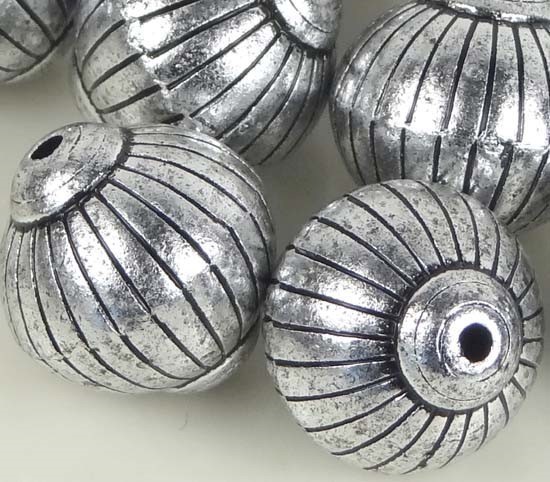 8 Large Lantern / Round Acrylic Silver Metal Plated Craft Beads 20x19mm