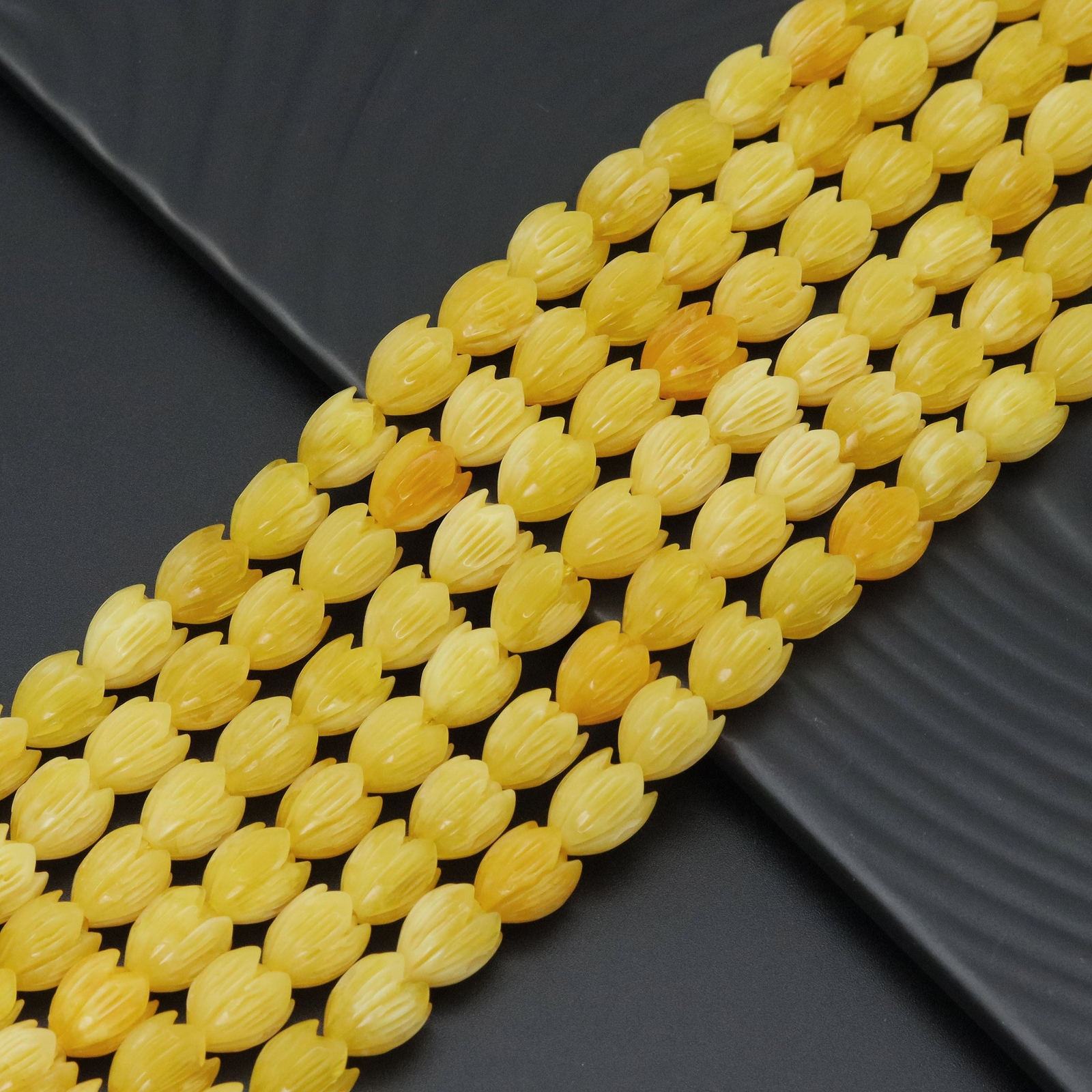 High-Quality Natural Yellow Tulip Resin Bead, 10x12mm – Sku#U2039