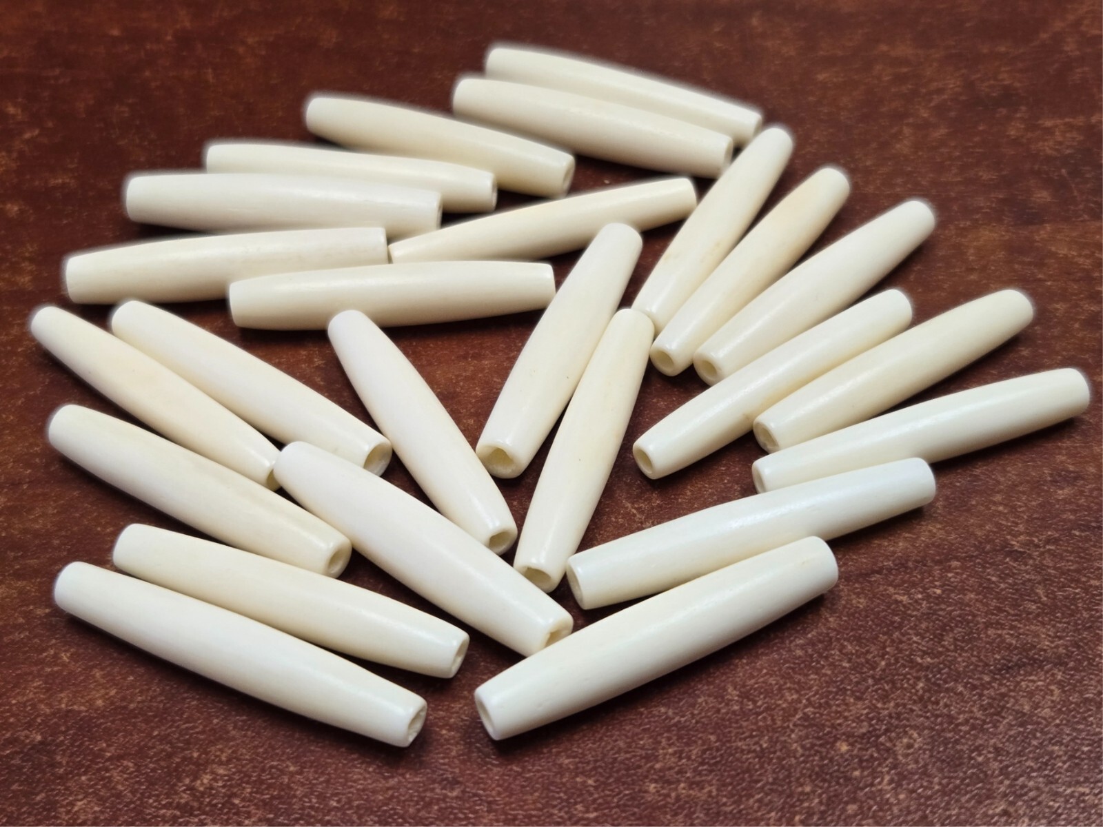 500 PCS WHITE BUFFALO BONE PIPE TUBE BEADING BEADS 1 1/2″