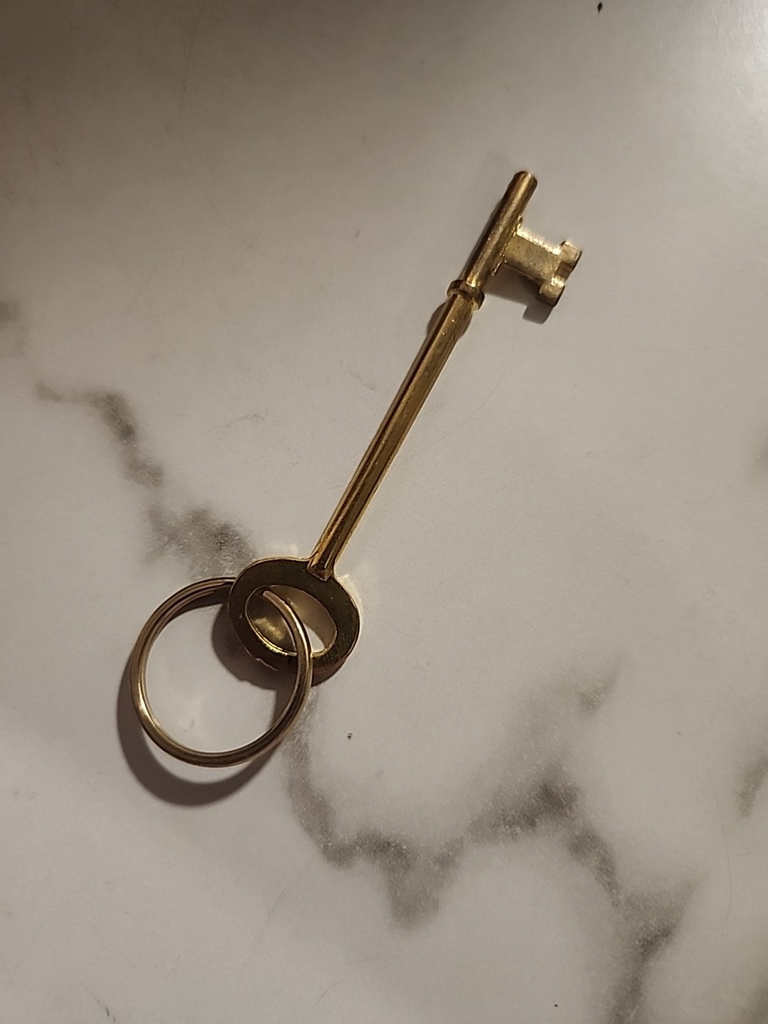 Key Keychain Pendant Skeleton Key Shiny Gold Tone Steampunk Charm