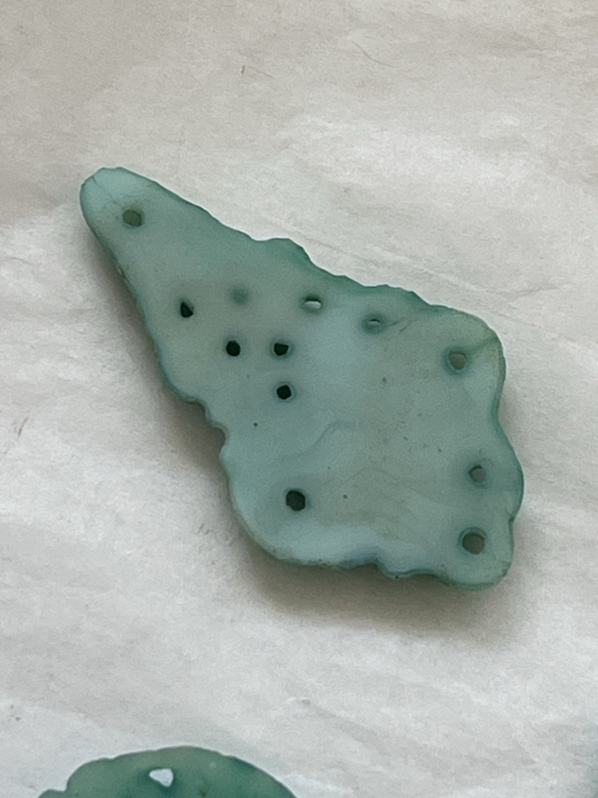 Lot-4 Vintg Green Craved Unknown Green Glass/Resin Flora Pendant Jewelry Making
