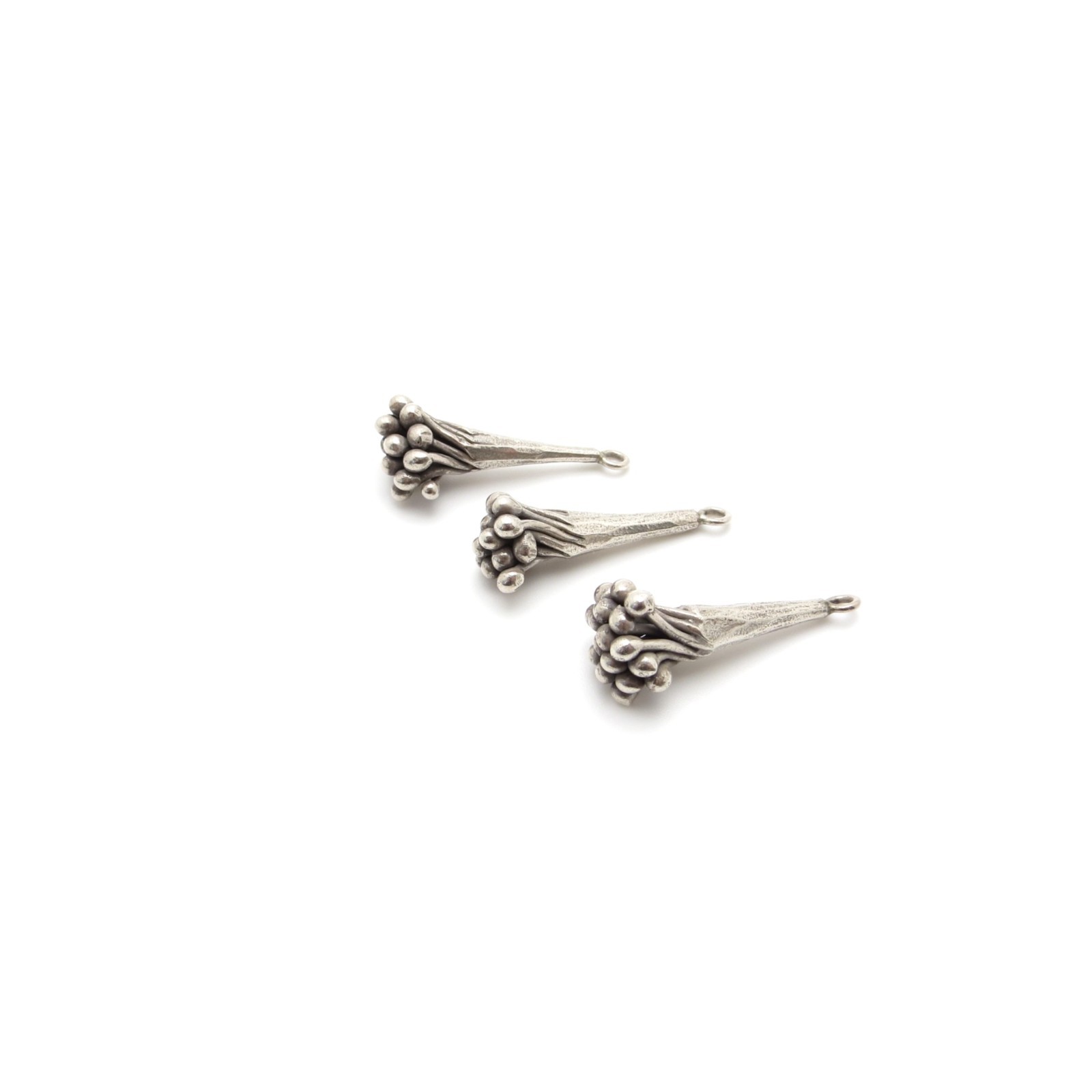 Thai Hill Tribe Silver Pendant – Wild Grape Bunch