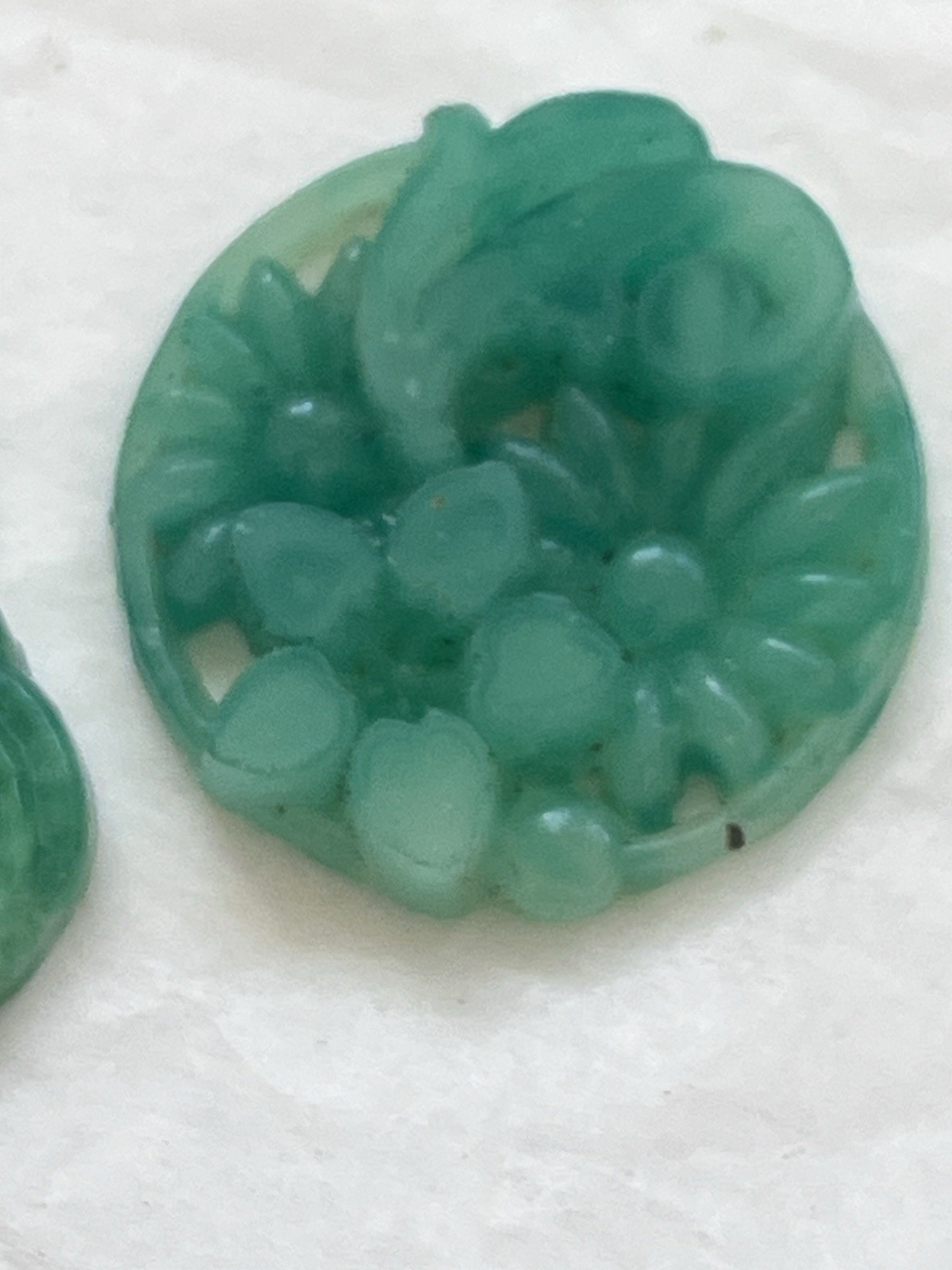 Lot-4 Vintg Green Craved Unknown Green Glass/Resin Flora Pendant Jewelry Making